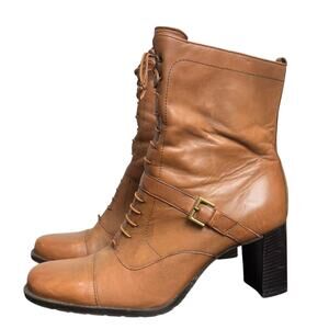 Women's Light Brown / Camel Naturalizer Boot - size 9